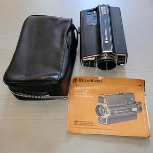 1974 BELL & HOWELL 670/XL Low-Light Movie Camera